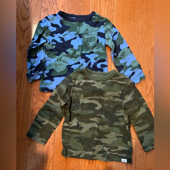 GAP Other - GAP Kids like new Blue and Green Camouflage Long Sleeve Tees